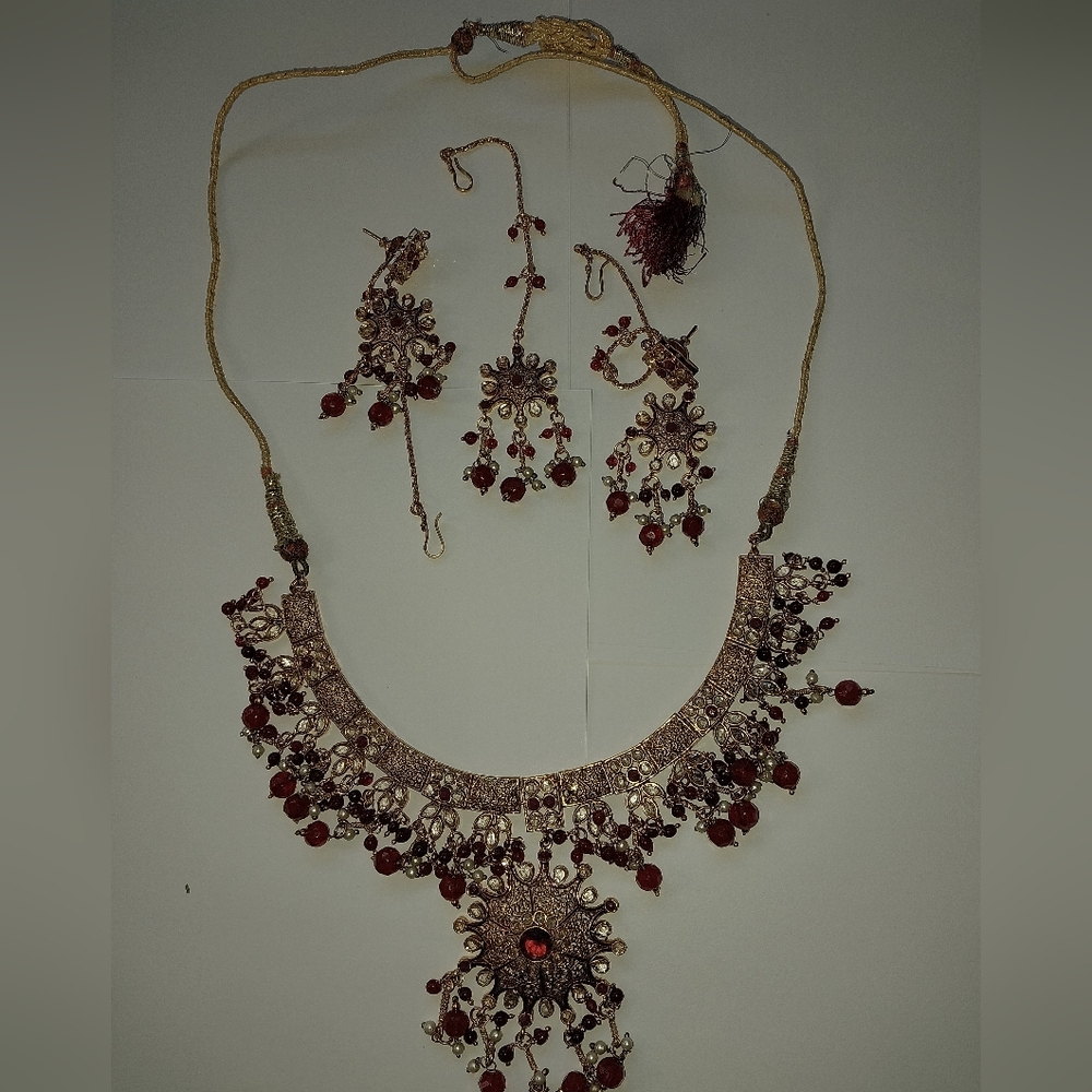 Elegant KUNDAN Goldtone and Red Jewelry Set